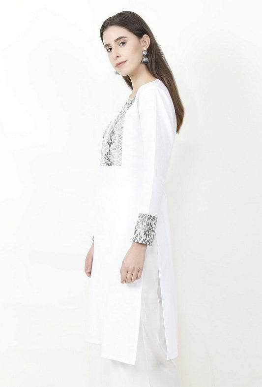 White Kurta With Olive Green Kantha Work サイズ S