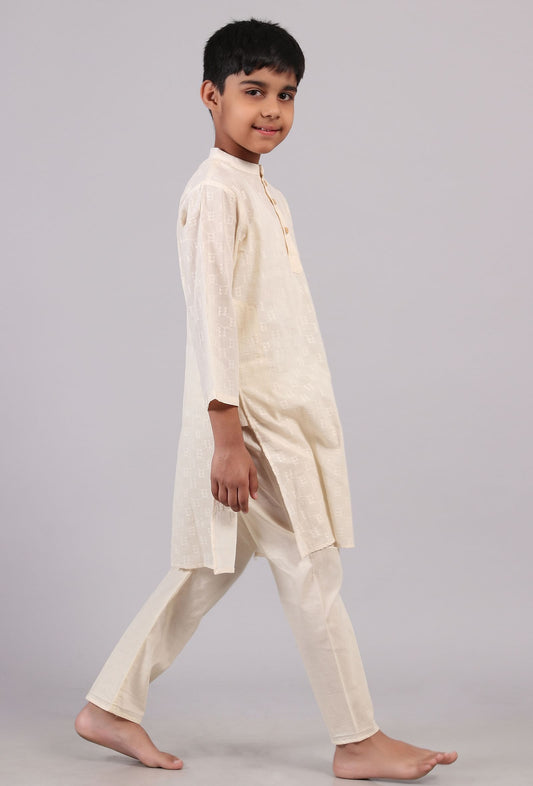 Set of 2: White Cotton Kurta Pyjama Set サイズ 5〜6歳
