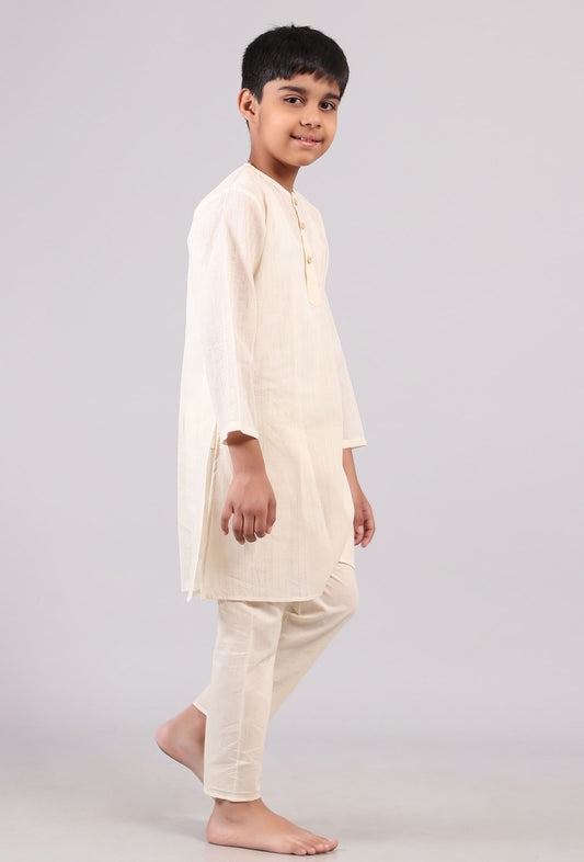 Set of 2: White Cotton Silver Stripes Kurta Pyjama Set サイズ 7〜8歳