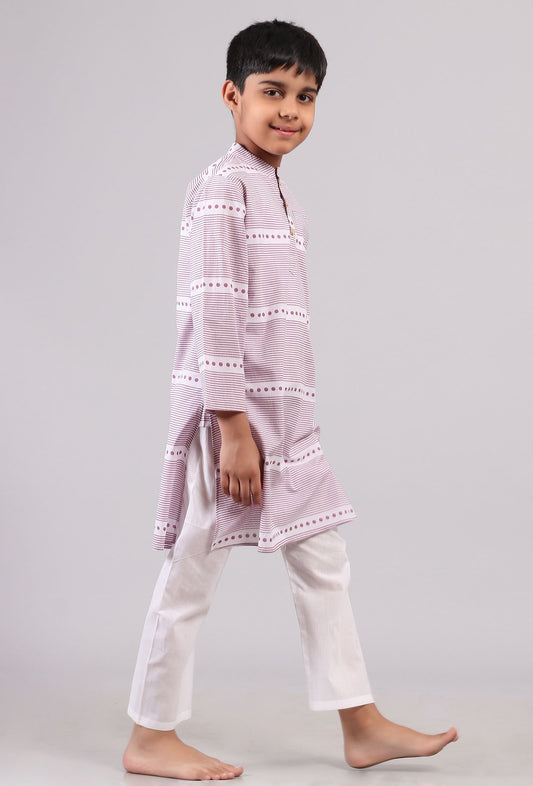 Set of 2: Plum Violet Floral Hand Block Print Kurta Pyjama Set サイズ 8〜9歳
