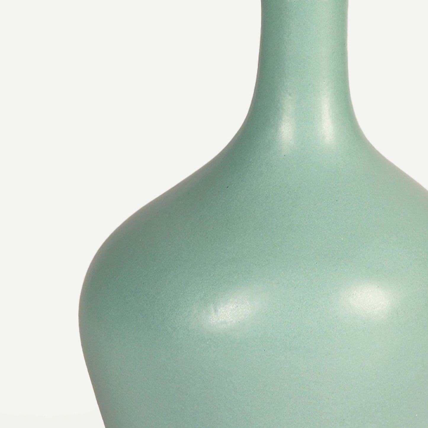 ACQUA VASE 14.8(長さ) x 14.8(幅) x 20.7(高さ)