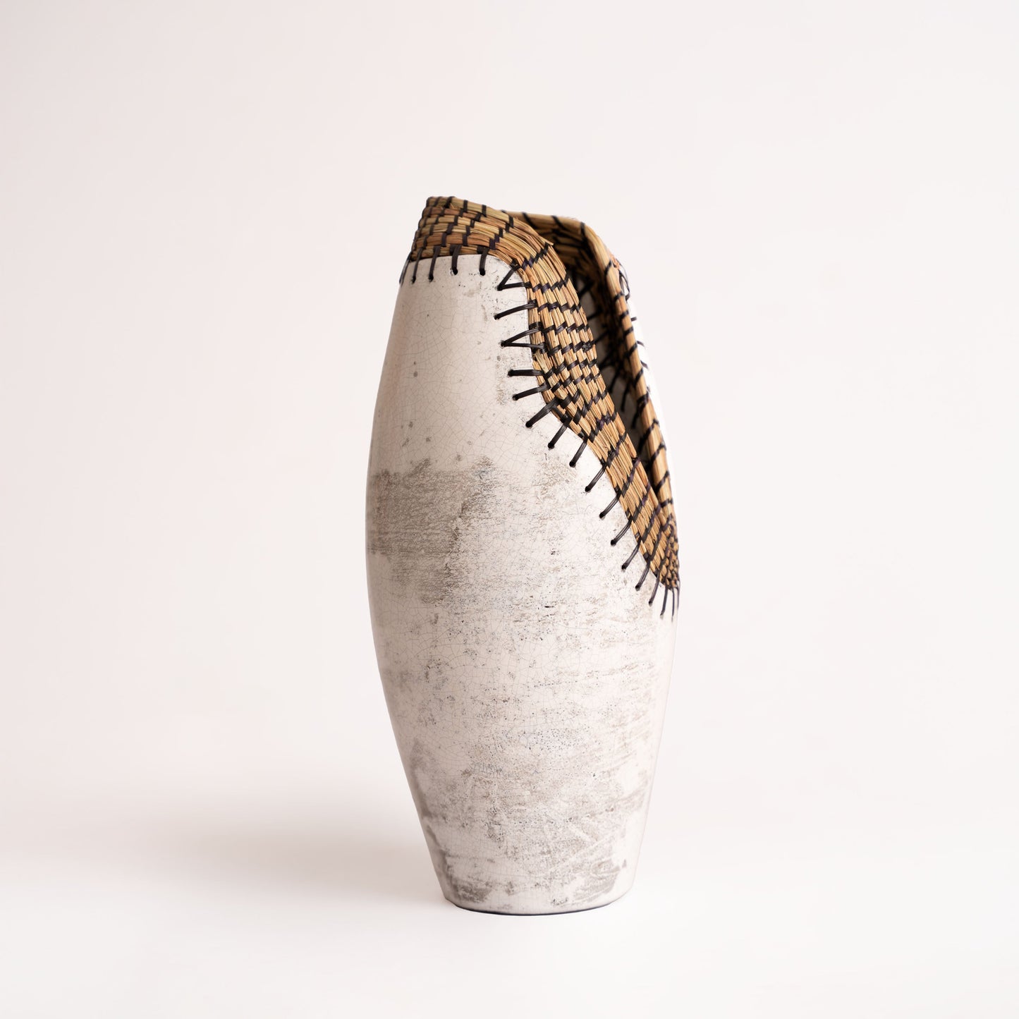DHARINI FORMS 25.5(L) x 25.5(B) x 12.8(H)