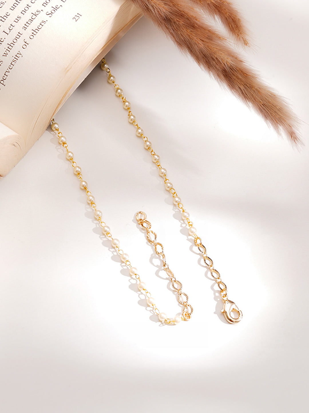 【Rubans】 Gold Plated Layered Moon Motif Kundan Necklace|ゴールドメッキ 三日月モチーフ クンダン レイヤードネックレス