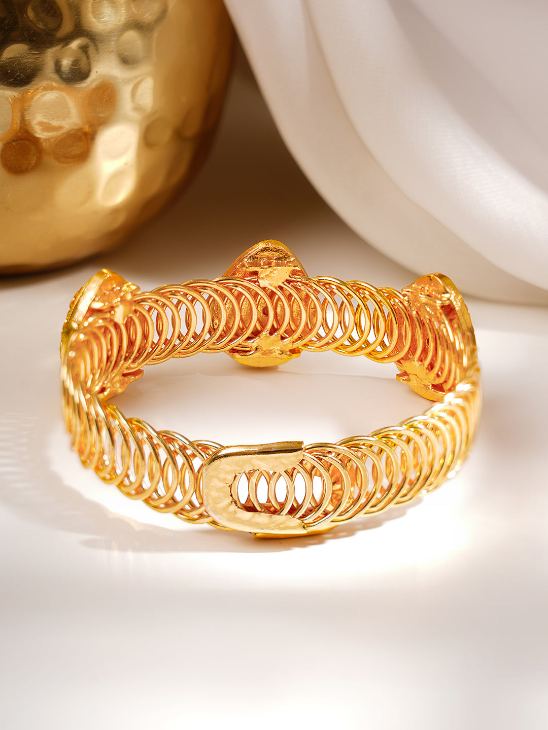【Rubans】 Gold Plated Kundan Ruby Red Bracelet|ゴールドメッキ クンダン ルビーレッド ブレスレット