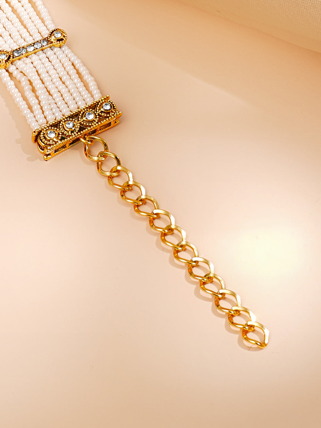 【Rubans】 Gold Plated Pearl Beaded Multi Strand Kundan Emerald Centered Bracelet|ゴールドメッキ パールビーズ マルチストランド クンダン エメラルドセンター ブレスレット