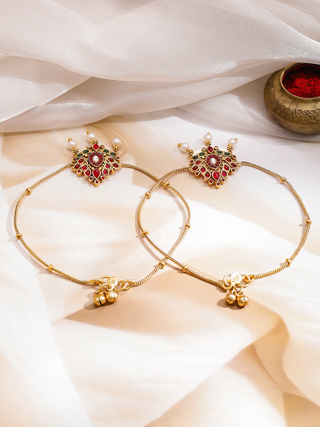 Ruby Pink Studded Gold Toned Pearl Anklet フリーサイズ