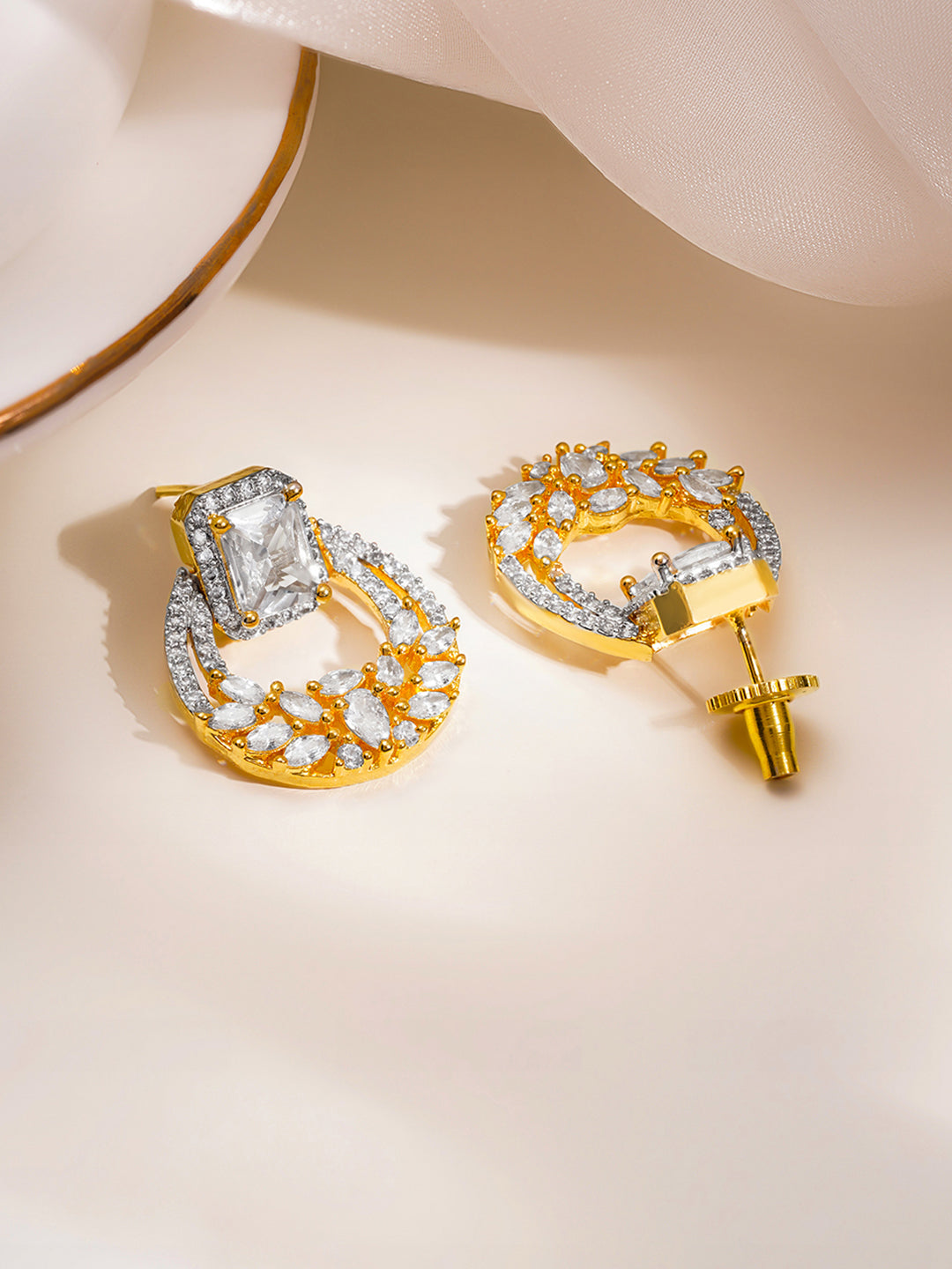 Radiant Halo Cubic Zirconia Drop Earrings フリーサイズ