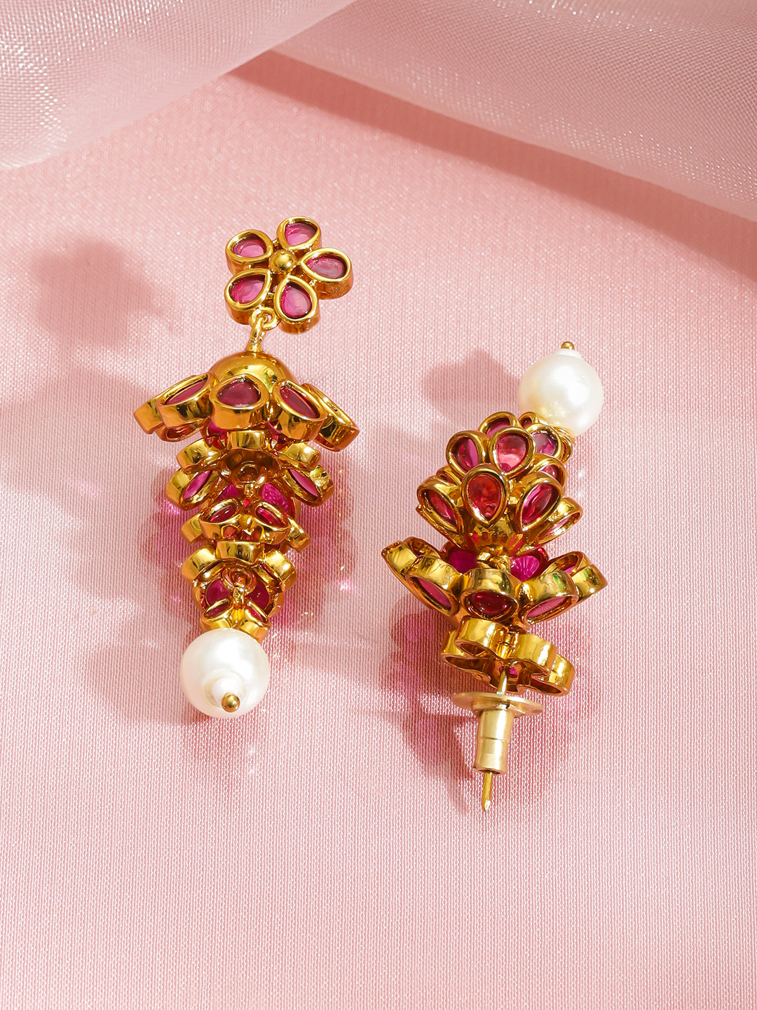 Dusky Rose Dangler Earrings フリーサイズ