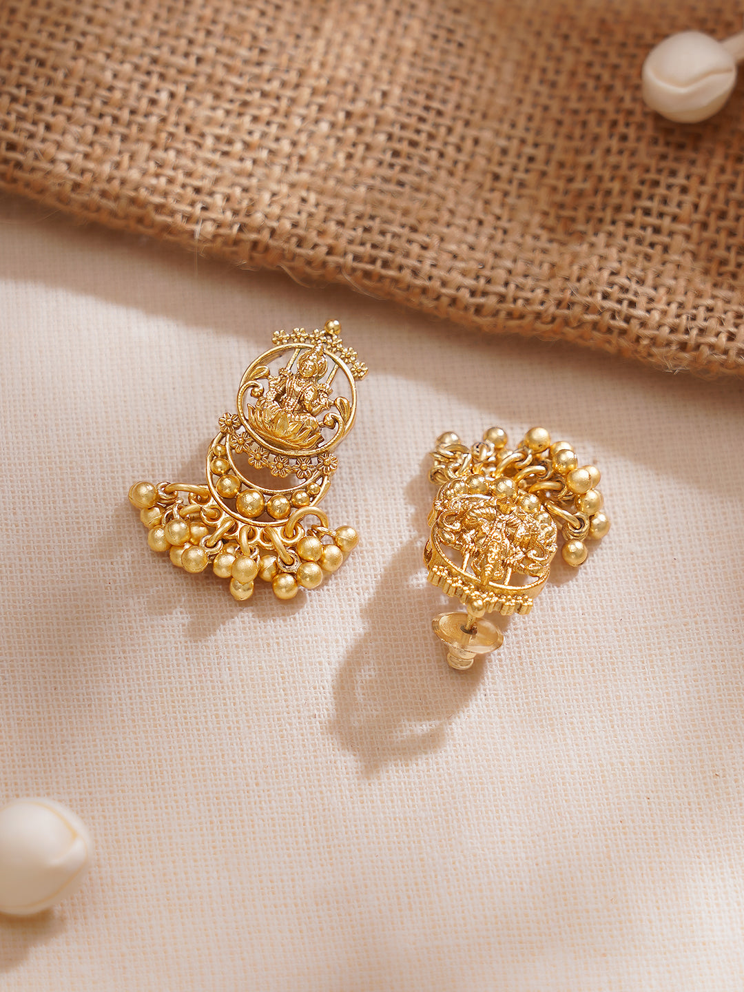 【Rubans】 24K Gold Plated Goddess Lakshmi Motif Handcrafted Traditional Temple Jewellery Set|24Kゴールドプレーテッド ラクシュミー女神モチーフ ハンドクラフト トラディショナル テンプル ジュエリーセット|Gold