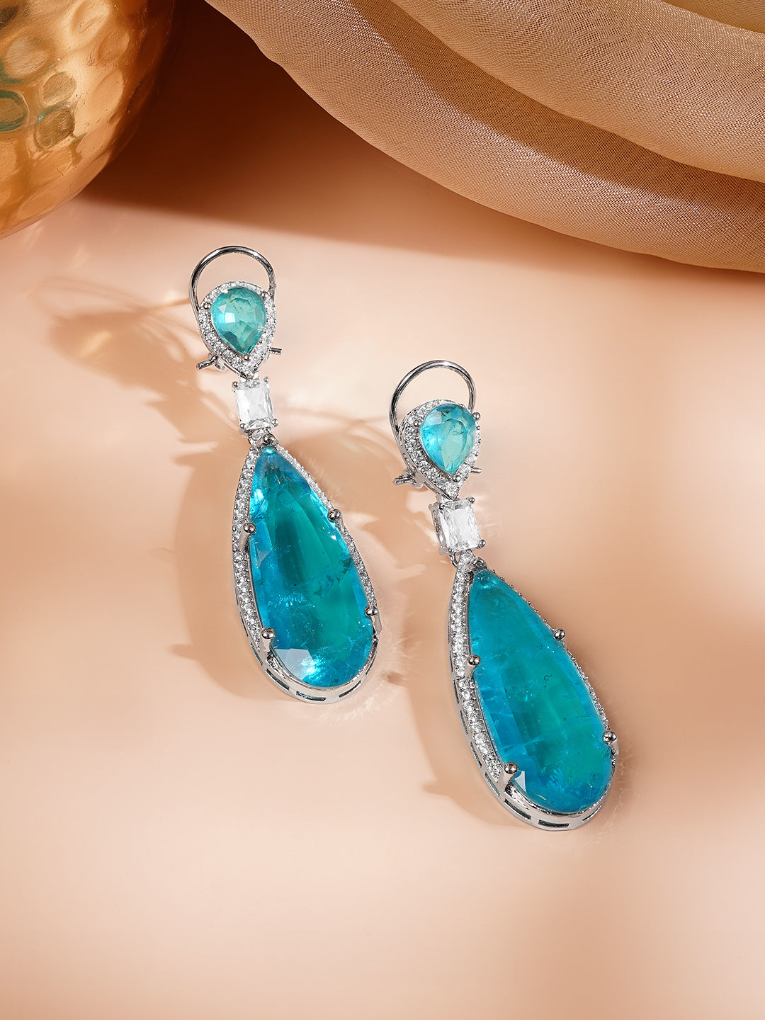 【Rubans】 Rhodium Plated American Diamond Zirconia Blue Tear Drop Earrings|ロジウムメッキ アメリカンダイヤモンド ブルー ティアドロップ イヤリング