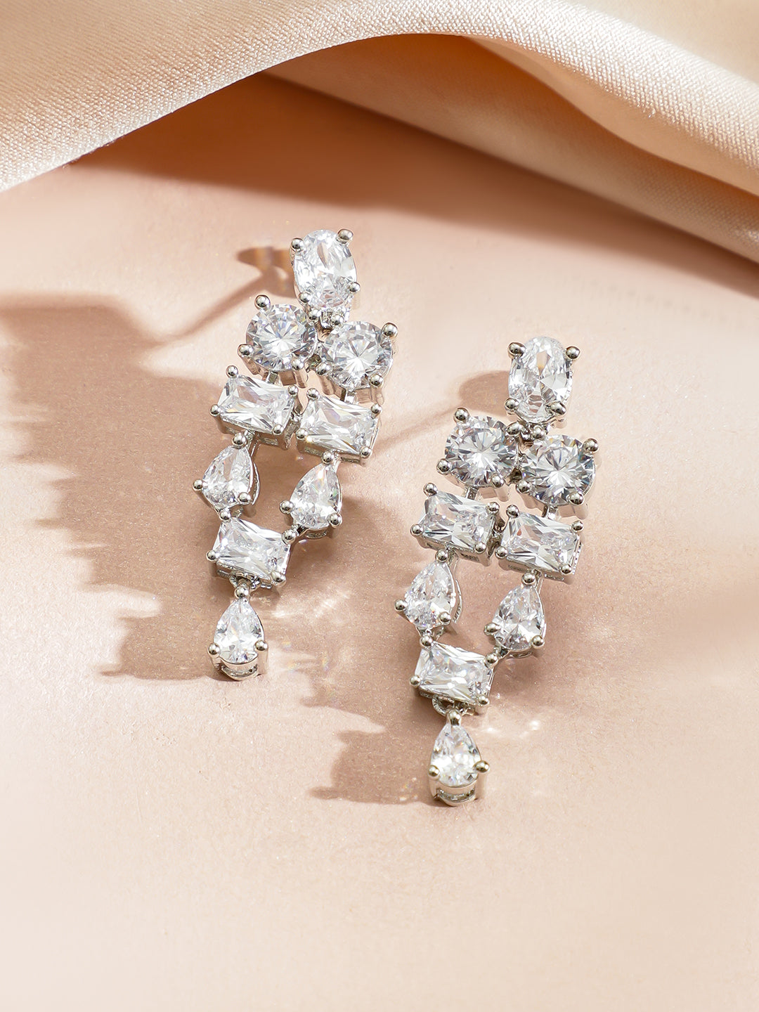 Timeless White American Diamond Crystal Necklace フリーサイズ