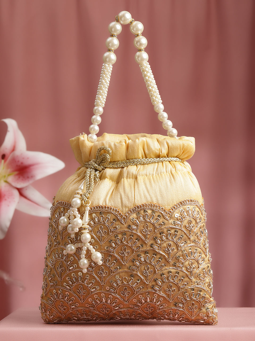 【Rubans】 Mustard Yellow Embellished Pearl Handle Potli Bag|マスタードイエロー パールハンドル ポトリバッグ