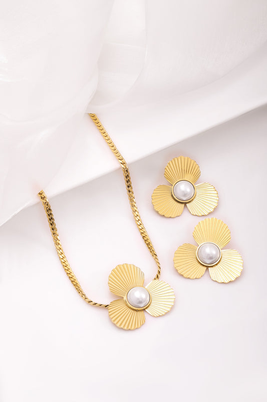 【Rubans】 18K Gold-Plated Stainless Steel Tarnish-Free Pearl Floral Pendant Set|18K ゴールドメッキ ステンレス パール フローラル ペンダントセット