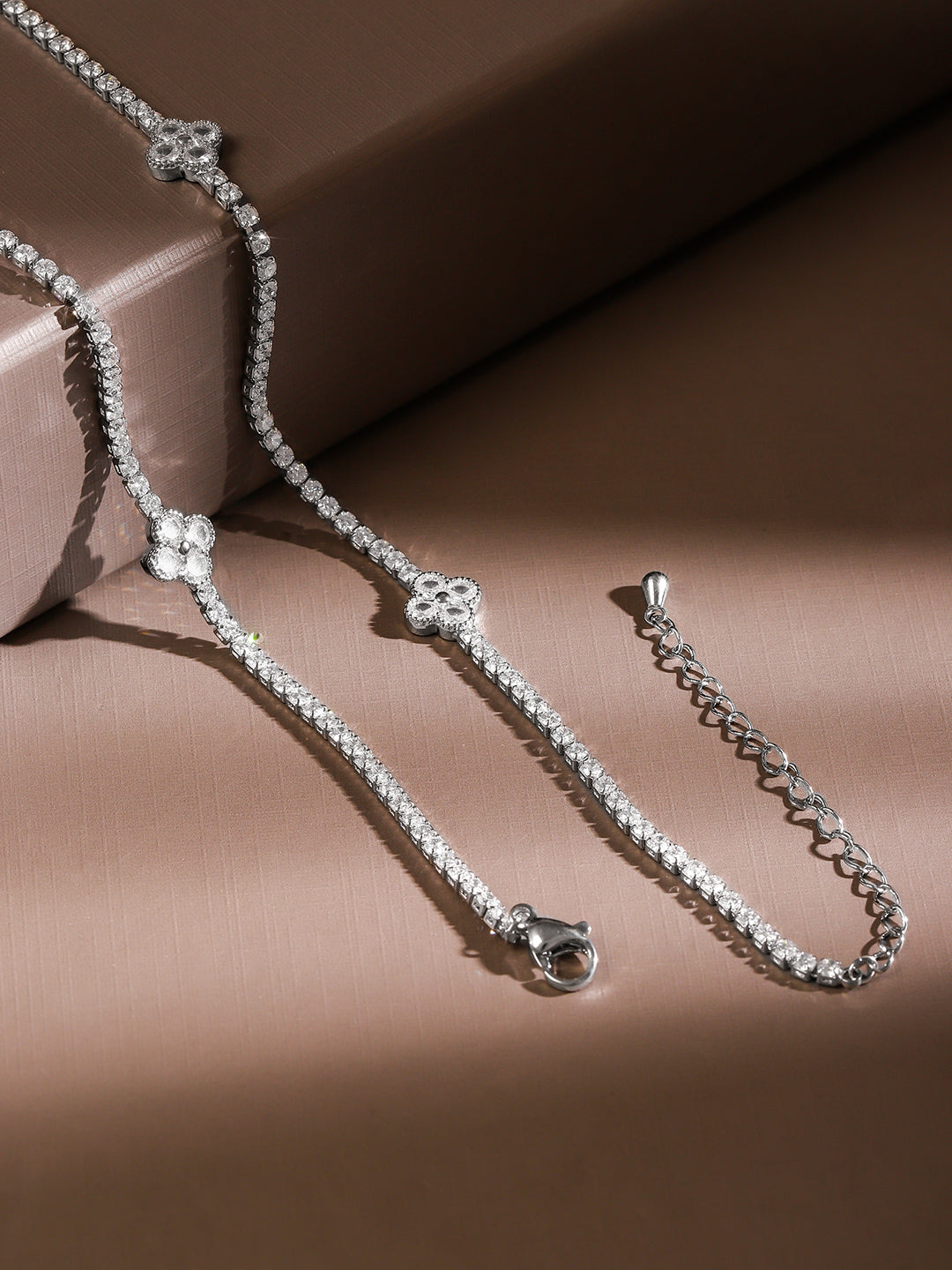 Effortless Floral Motif American Diamond Zirconia Necklace Silver