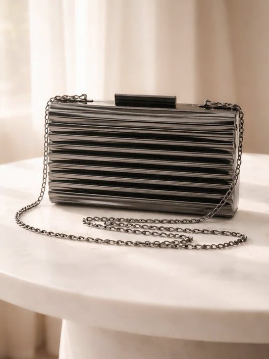 Midnight Gloss Ribbed Statement Clutch Bag フリーサイズ