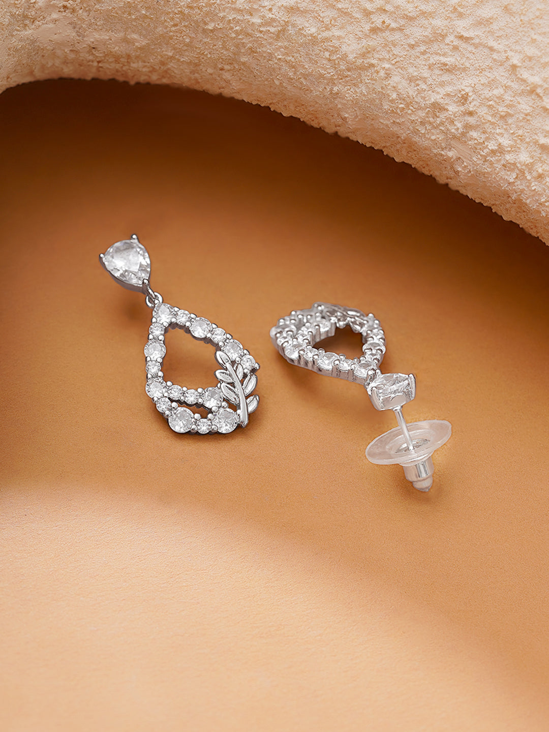 【Rubans】 Rhodium Plated American Diamond Zirconia Leaf Design Tear Drop Earrings|ロジウムメッキ アメリカンダイヤモンド ジルコニア リーフ ティアドロップ イヤリング