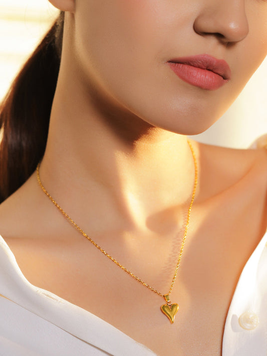 Gold Toned Heart Pendant フリーサイズ