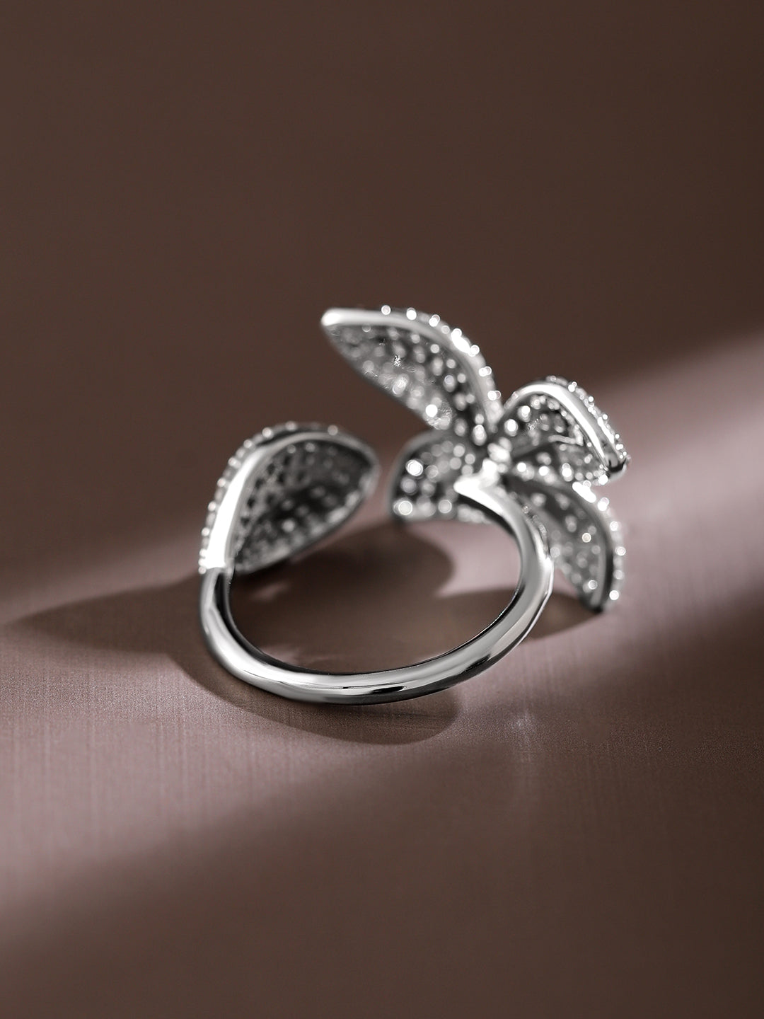 【Rubans】 Rhodium Plated Cubic Zirconia Studded Floral Openable Adjustable Statement Ring|ロジウムメッキ キュービックジルコニア フローラル オープン アジャスタブル ステートメントリング