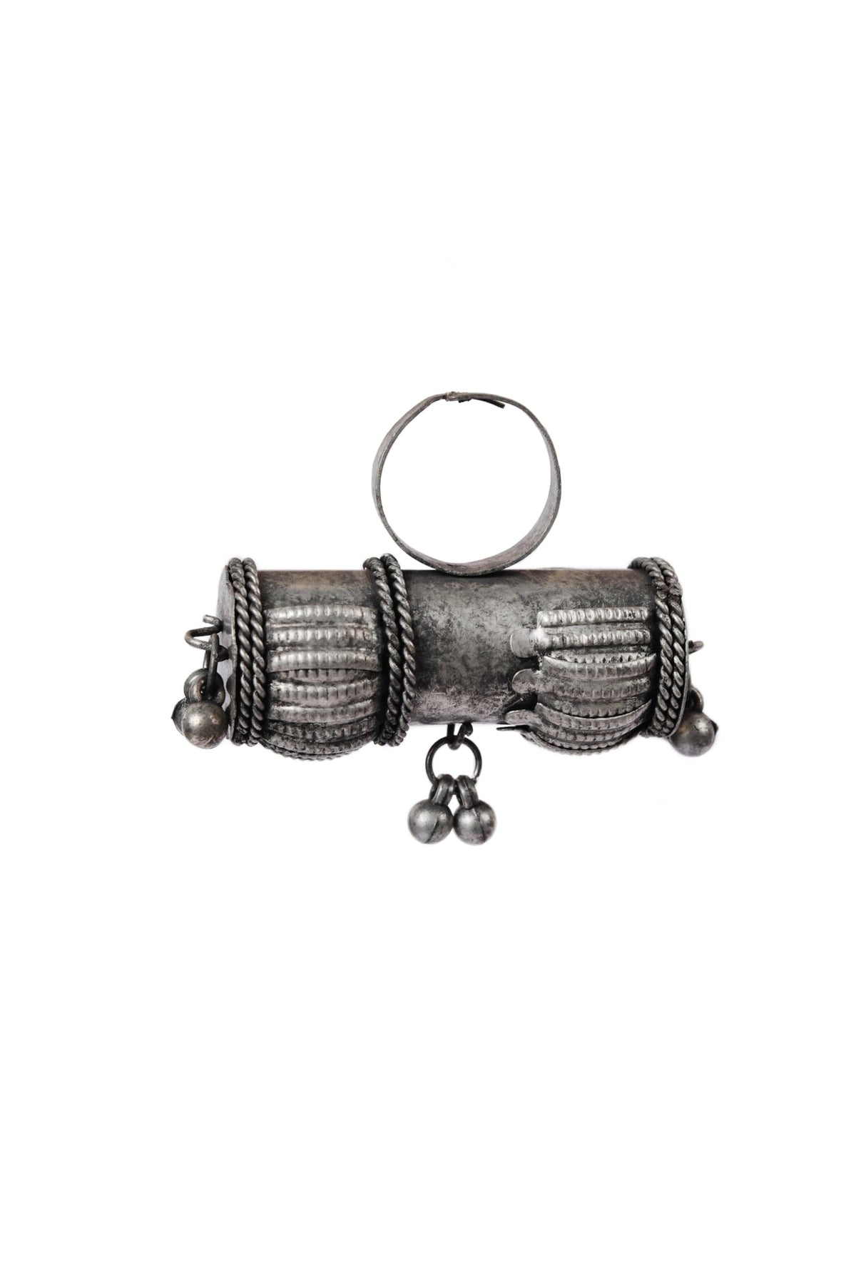 Silver Look Like Designer Lightweight Adjustable Petal Drum Shaped Size Partywear Ring