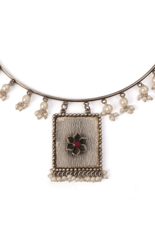 Vintage Floral Bead Hasli
