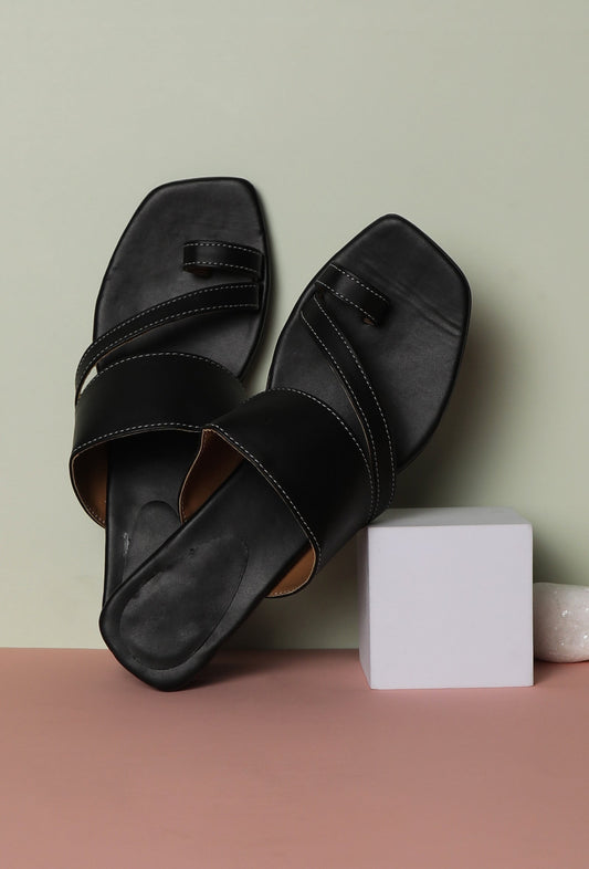 Onyx Black Cruelty-Free Leather Block Heels サイズ EU38