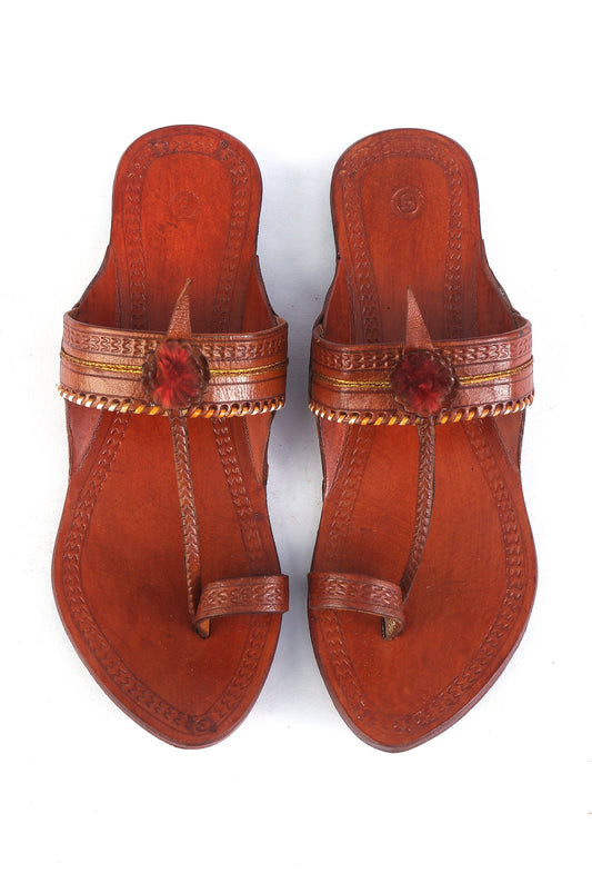 Handmade Cruelty-Free Leather Kolhapuri Chappals for Women サイズ EU38