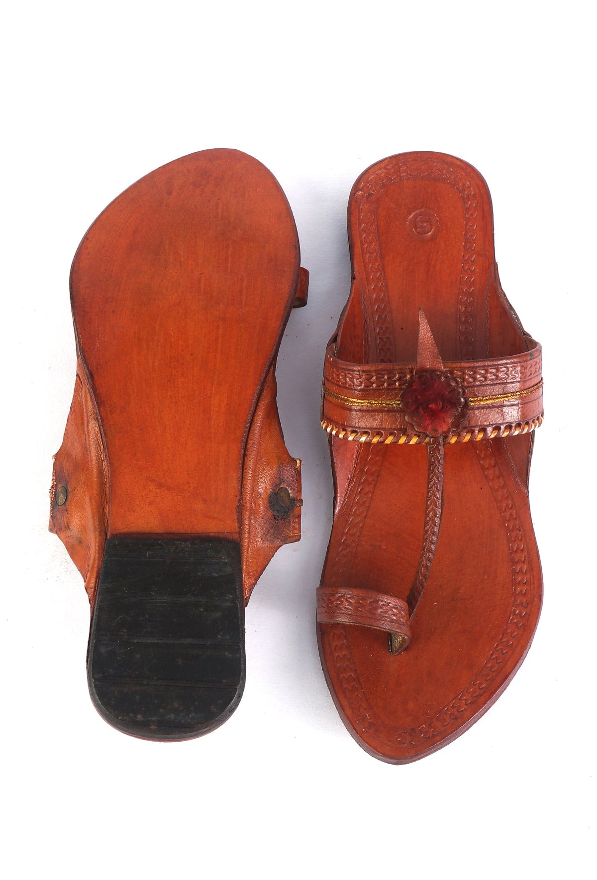 Handmade Cruelty-Free Leather Kolhapuri Chappals for Women サイズ EU37