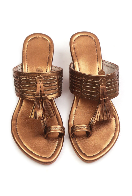 Amber Tassel Kolhapuri Heels サイズ EU38