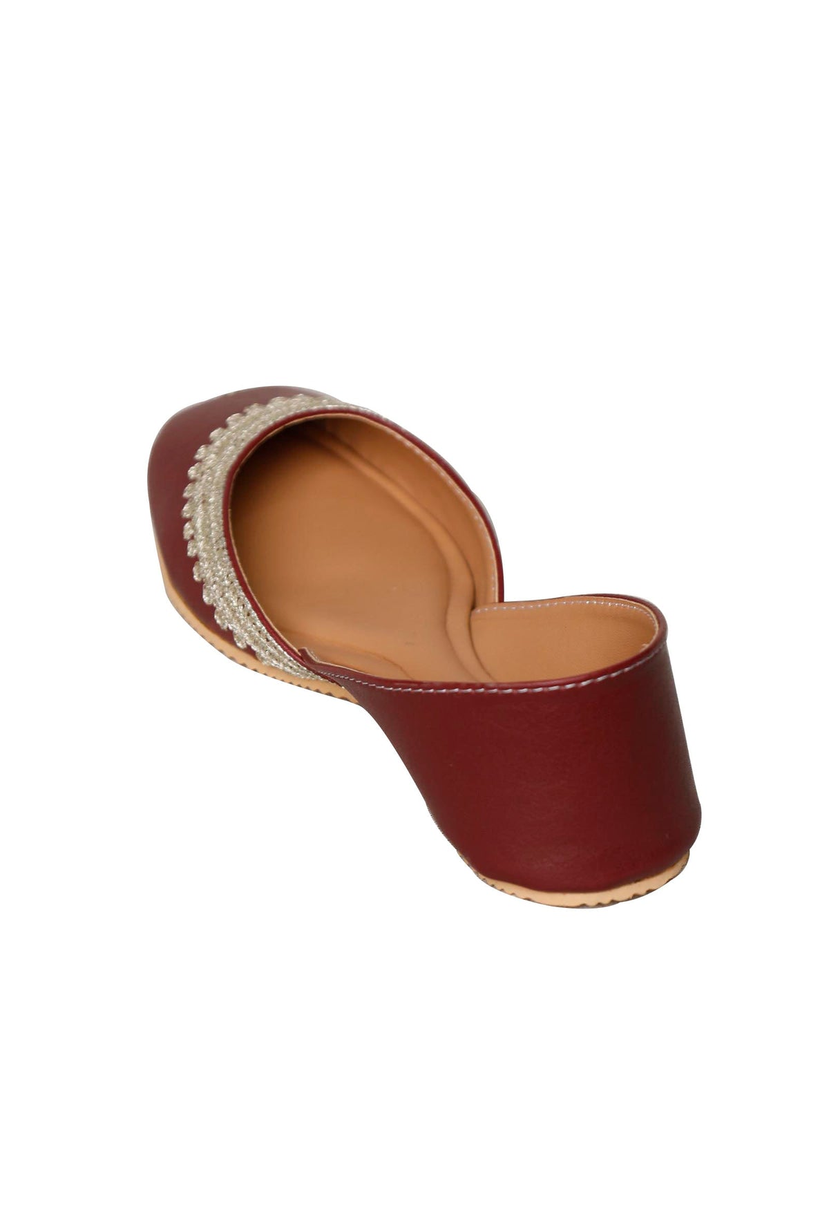 Maroon Embroidered Cruelty-Free Leather Juttis サイズ EU38