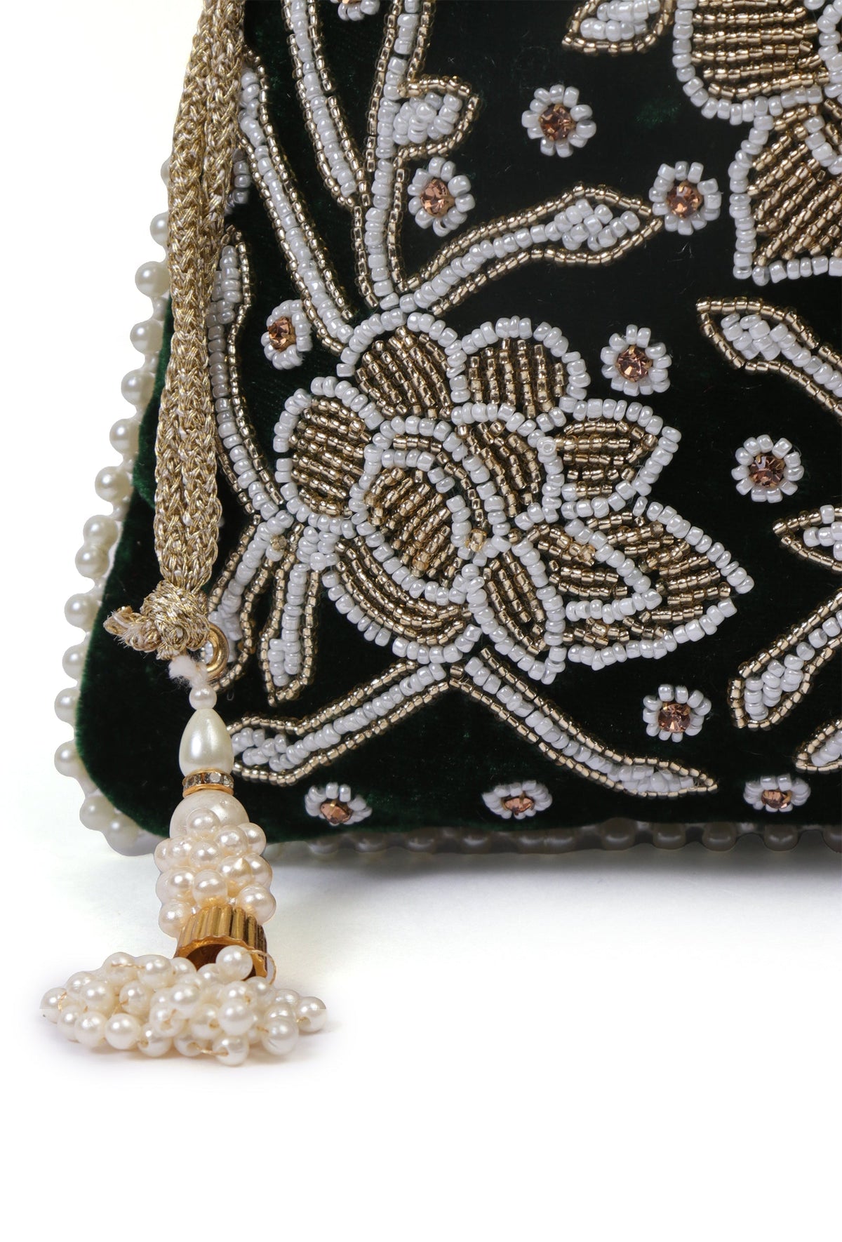Elegant Emerald Bag With White Mogra Pearl