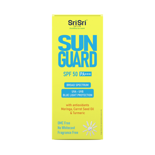Sunguard, SPF 50 PA +++ | With Anti Oxidants Moringa, Carrot Seed Oil & Turmeric | 50 g 50g