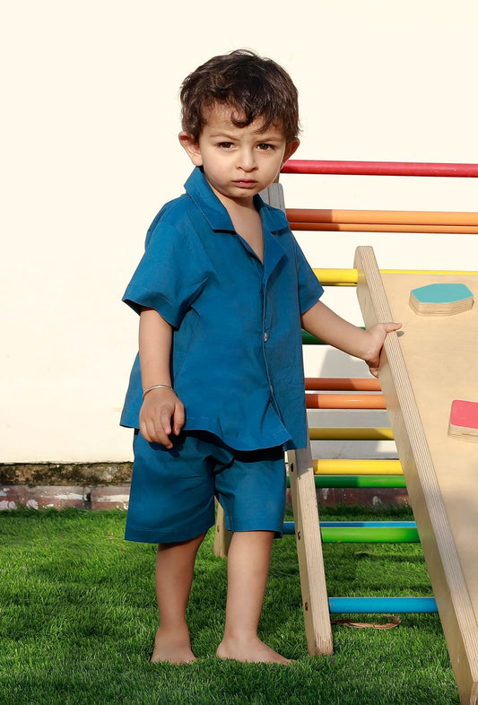 Set of 2: Oswald Blue Cotton Shirt and Blue Shorts サイズ 8〜9歳