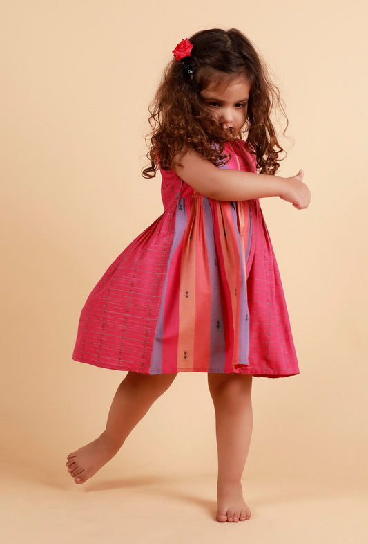 Pink Multicolor Stripe Flared Woven Kurta and Sharara Set サイズ 3〜6か月