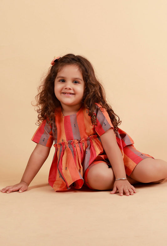 Set of 2: Pink Striped Top with Multicolor Striped Woven Shorts サイズ 6〜9か月