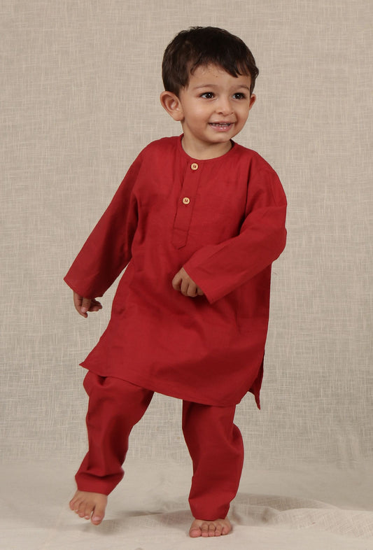 Set of 2: Darsh Maroon Red Cotton Kurta & Pyjama サイズ 1〜2歳
