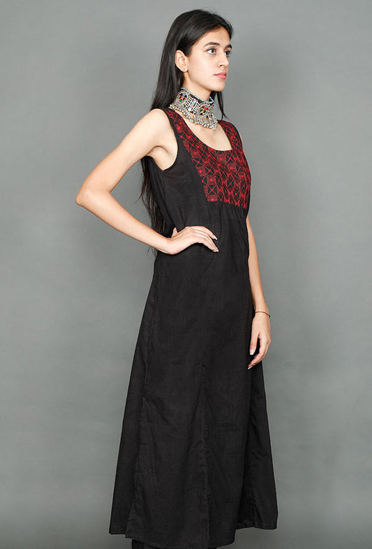 Black Dress With Kantha Embroidery サイズ XS