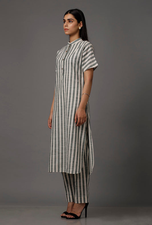 Green and White Stripes Pure Woven Cotton Kurta サイズ M