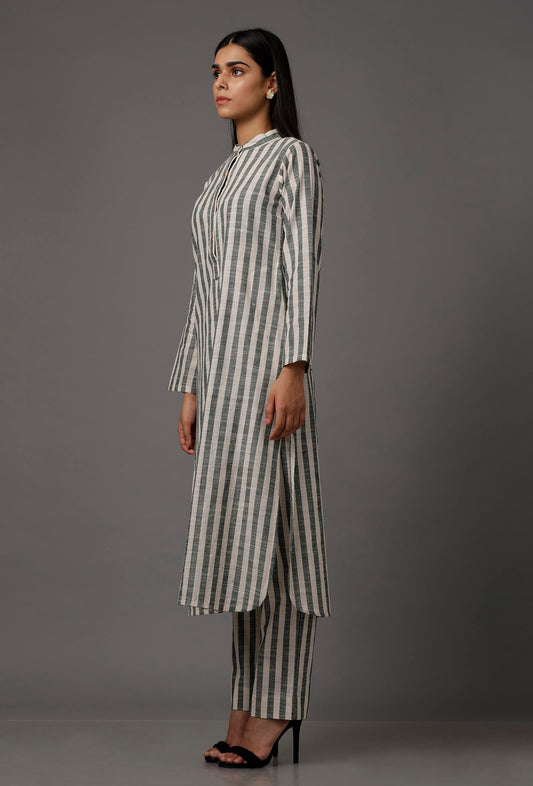 Green and White Stripes Pure Woven Cotton Kurta With Complimentary Matching Mask サイズ XS