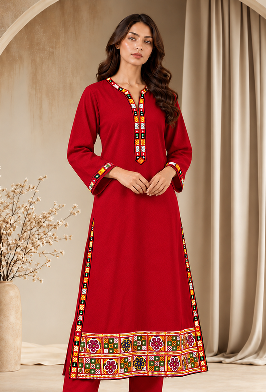 Ruby Red Cashmilon Phiran with Kutch Embroidered Lace サイズ フリーサイズ