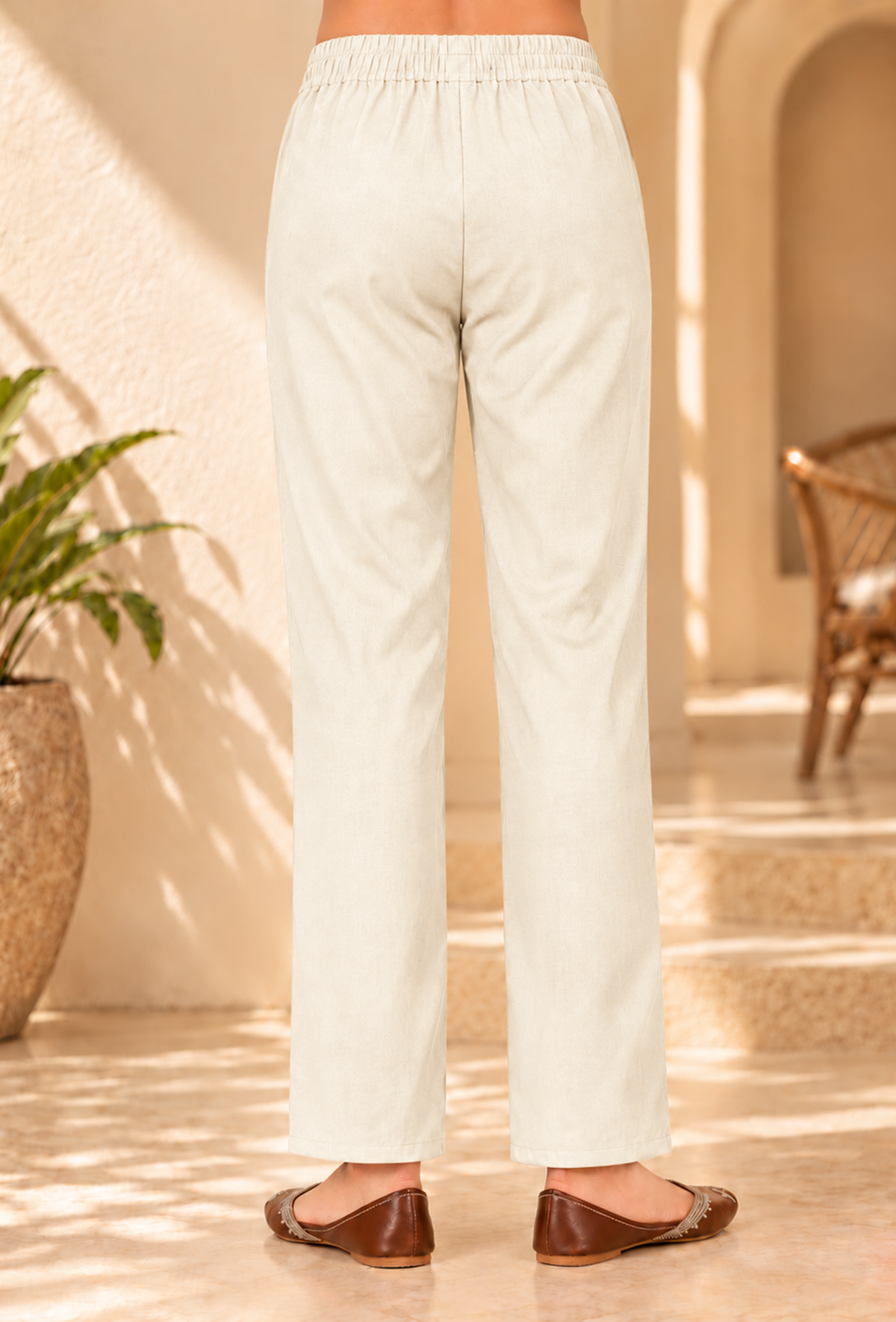 Set of 2: Ivory Charm Cashmilon Kashmiri Embroidered Lace Phiran with Pants パンツ M