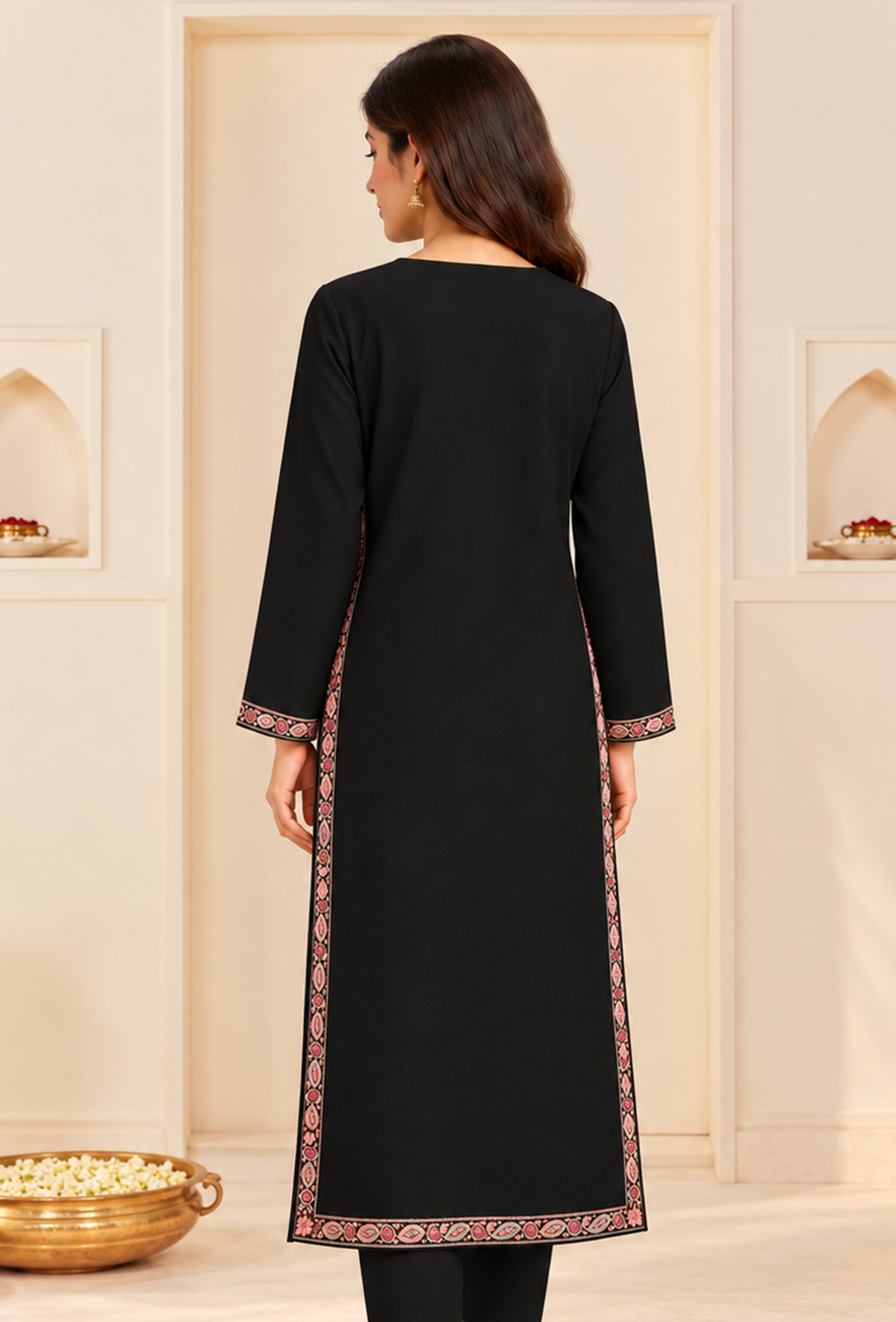 Noor Black Cashmilon Kashmiri Embroidered Lace Phiran サイズ フリーサイズ