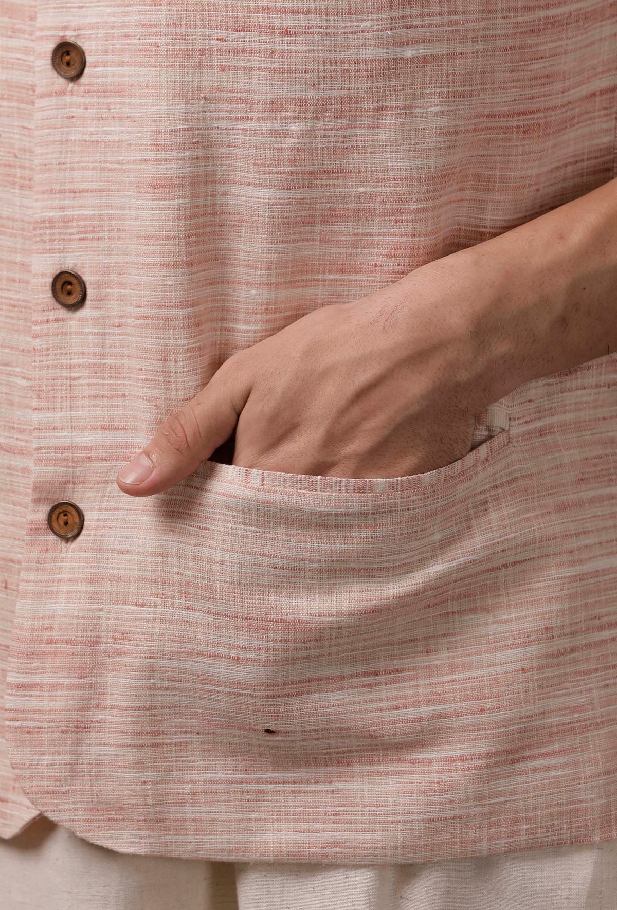 Set of 3: Beige Kurta Pajama with Pink Waist Coat サイズ 48