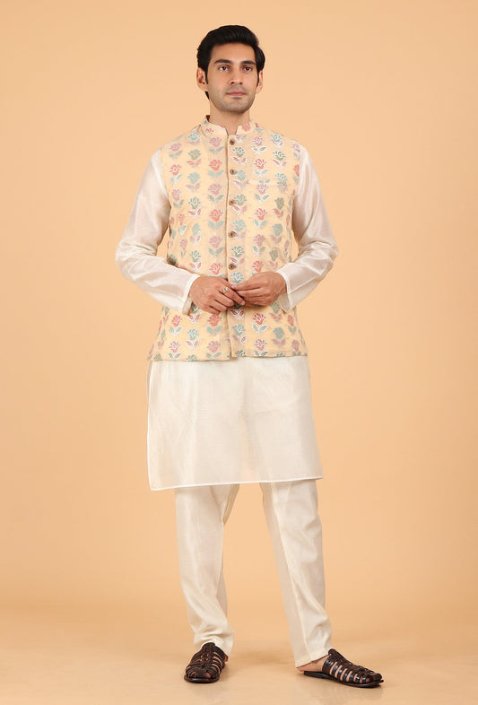 Posy Peach Brocade Sleeveless Nehru Jacket サイズ 44