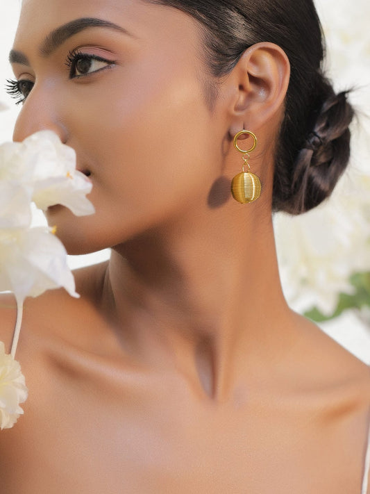 Gold Toned Hoop Drop Earrings フリーサイズ