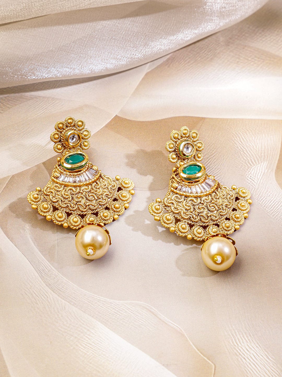 Emerald Studded Golden Necklace Set Green