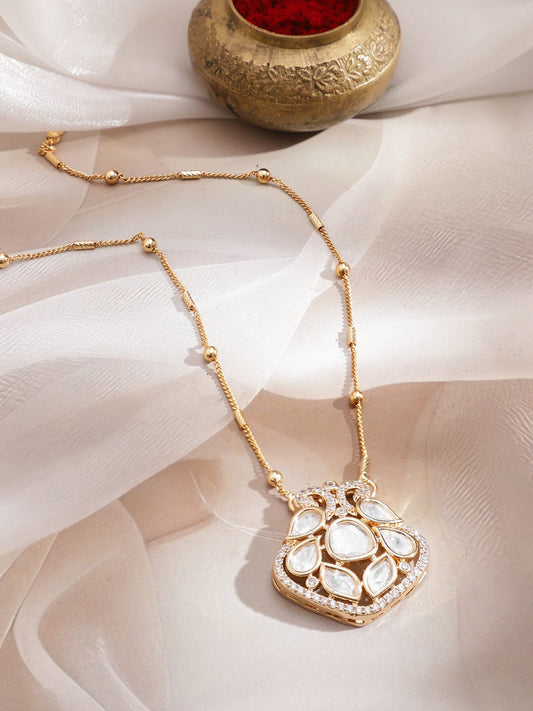 Graceful Kundan Studded Pendant Chain フリーサイズ