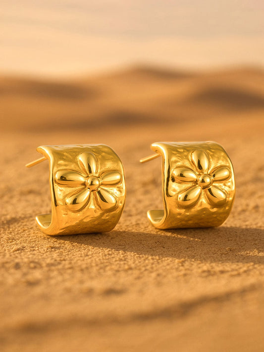 【Rubans】 Voguish Gold-Plated Circular Floral Design Half Hoop Earrings|ヴォーギッシュ ゴールドメッキ フローラル ハーフフープイヤリング