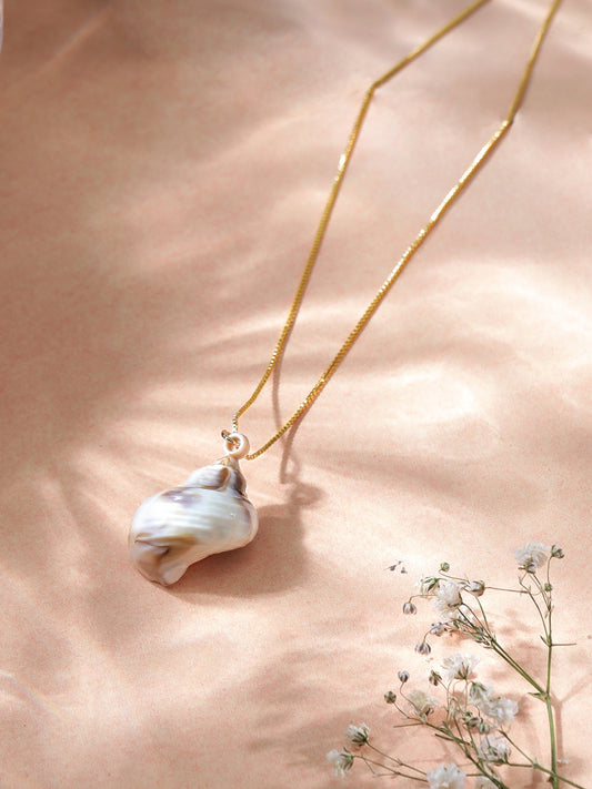 【Rubans】 Voguish Gold-Plated Contemporary Chain Pendant With Chain|ヴォーギッシュ ゴールドメッキ コンテンポラリー チェーンペンダント