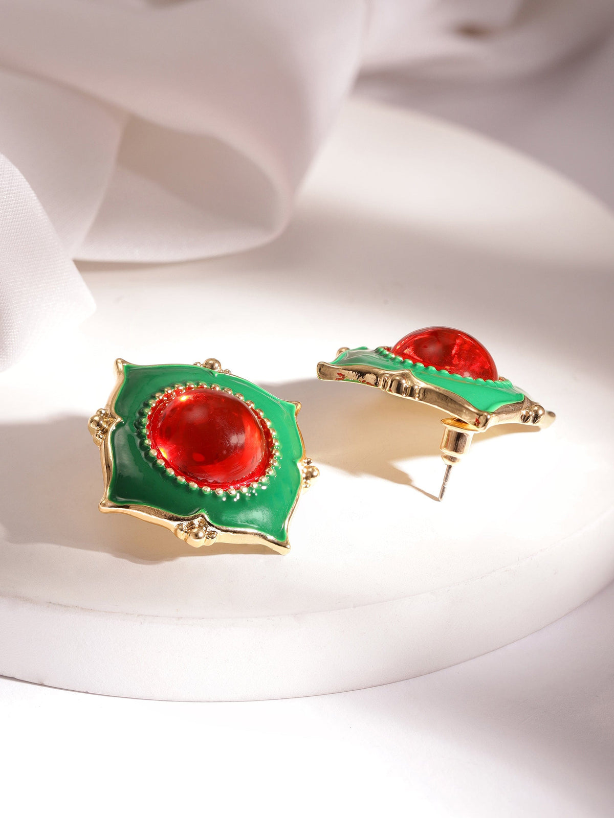 【Rubans】 Voguish Gold-Plated Geometric Enamel Stud Earrings|ヴォーギッシュ ゴールドメッキ ジオメトリック エナメル スタッドイヤリング