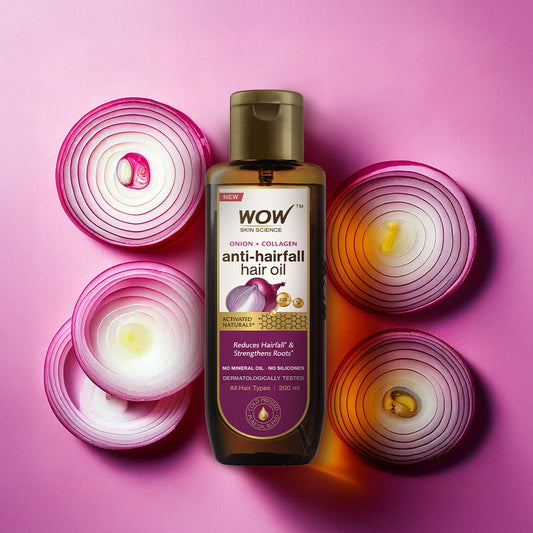 WOW Skin Science オニオン ヘアオイル 200ml のボトルとタマネギの輪切り